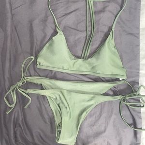 Small green bikini set